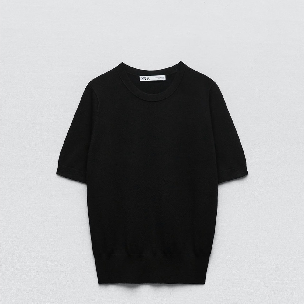 Zara woman's  Classic Black Short sleeve Crewneck Sweater